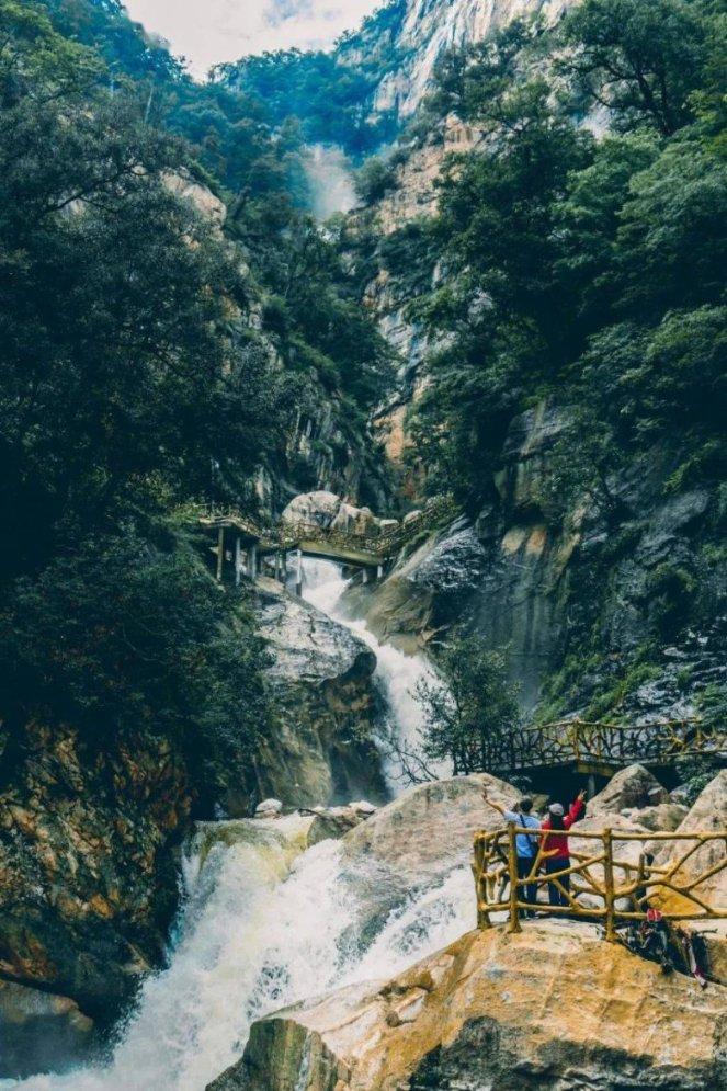 逃离沙漠建筑